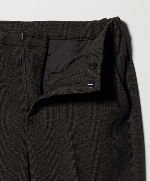 A DAY IN THE LIFE UNITED ARROWS(アデイインザライフユナイテッドアローズ)の「グレンチェック テーパードパンツ ‐セットアップ対応・ウォッシャブル‐<A DAY IN THE LIFE>(その他パンツ・レディース・モカ/ダークグレー/ロイヤルブルー・38/36/40)」の6枚目の写真