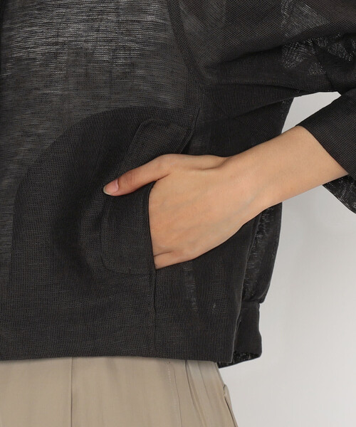 Gabardine K.T（ギャバジンケーティー）の「綿麻からみ 麻メッシュブルゾン（ブルゾン・レディース・ベージュ/グレー・9号）」の18枚目の写真