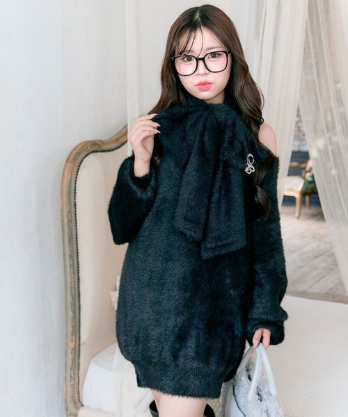 OLIVE des OLIVE（オリーブデオリーブ）の「【TwinkleCollection】マフラー付きニットワンピ（ワンピース・レディース・ブラック/オフホワイト/ピンク/レッド・FREE）」の11枚目の写真