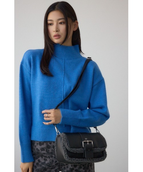 AZUL by moussy（アズールバイマウジー）の「【WEB限定】フェイクムートンショルダーバッグ（ショルダーバッグ・レディース・ブラック/ブラウン・FREE）」の4枚目の写真