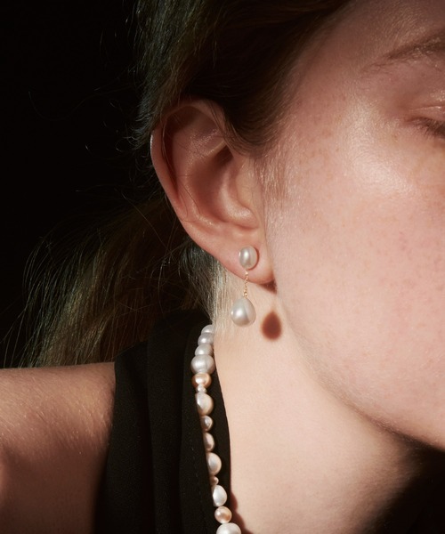 les bonbon(ルボンボン)の「【les bon bon】organic double pearl pierce/オーガニック ダブル パール ピアス BOB824(ピアス(両耳用)・レディース・ゴールド・FREE)」の1枚目の写真