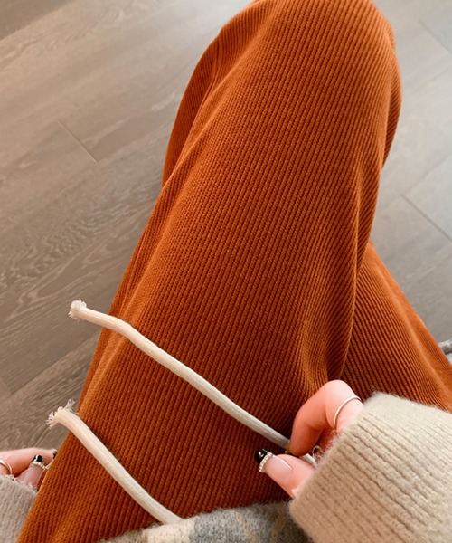 2ly2(トゥーリートゥー)の「コーデュロイ風ワイドパンツ(その他パンツ・レディース・ブラック/グレー/オレンジ・FREE)」の17枚目の写真