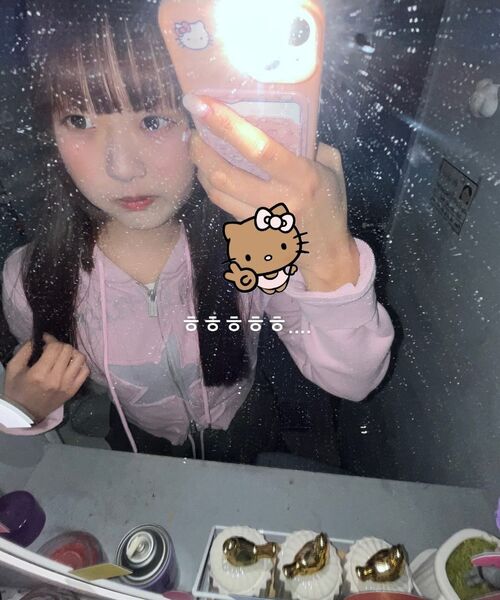 PRENDA（プレンダ）の「STAR CUT-OFF HOOD ZIP-UP LIGHT PINK（パーカー・レディース・その他・FREE）」の2枚目の写真