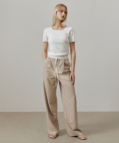 ARTID(アルティーダ)の「配色ポイントストリングワイドパンツ_BEIGE(デニムパンツ・レディース・ベージュ・MEDIUM/SMALL)」の4枚目の写真