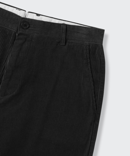 MUSINSA STANDARD（ムシンサスタンダード）の「[シティワーカーズ] 8Wコーデュロイテーパードパンツ [ダークグレー]（その他パンツ・メンズ・その他・40/38/42/36/34/32/30/31/33/26/27/28/29）」の5枚目の写真