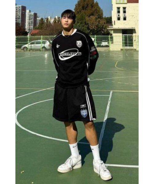 Retriever Club（レトリーバークラブ）の「HOWLING SOCCER CREWNECK [BLACK]（スウェット・レディース・その他・X-LARGE/MEDIUM/LARGE）」の19枚目の写真