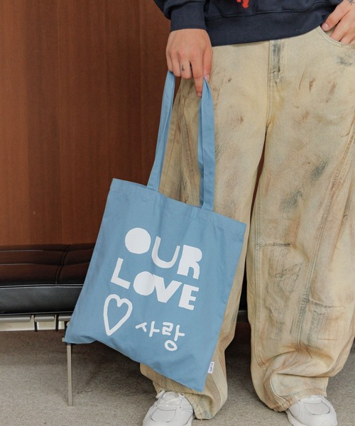 ALAND（エーランド）の「【UNISEX】 ALAND×INAPSQUARE／トートバッグ（トートバッグ・レディース・ブルー/ブラック/ホワイト/レッド/その他1・FREE）」の4枚目の写真