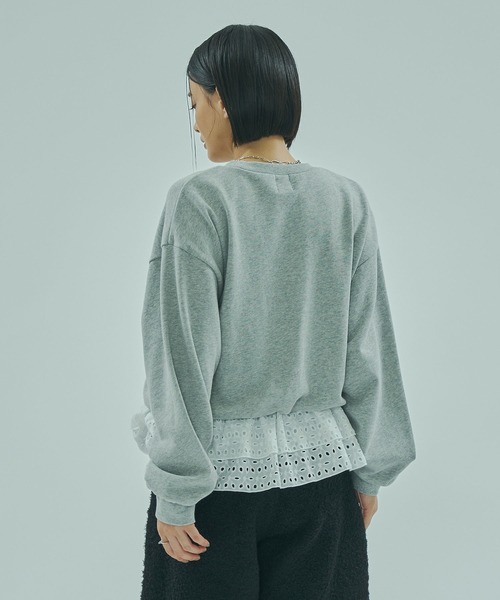 ROSE BUD（ローズバッド）の「LACE HEM SWEATSHIRT（スウェット・レディース・グレー/ネイビー・ONE SIZE）」の5枚目の写真