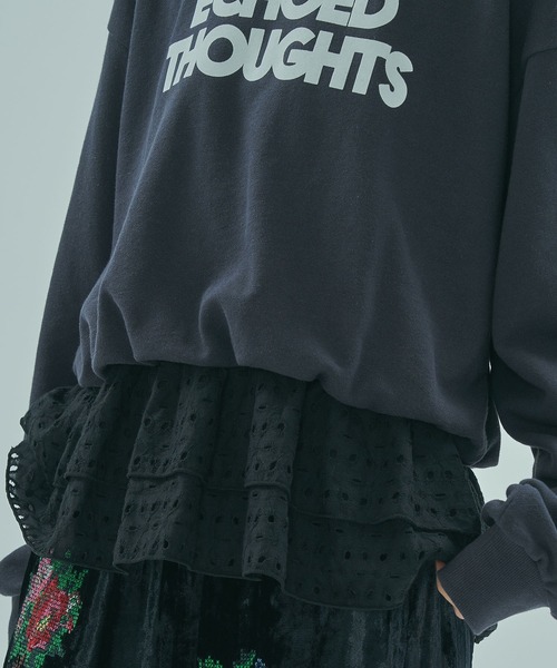 ROSE BUD（ローズバッド）の「LACE HEM SWEATSHIRT（スウェット・レディース・グレー/ネイビー・ONE SIZE）」の17枚目の写真