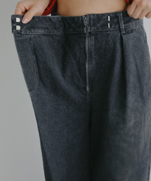 N WITH.(エヌウィズ)の「ラップデニムパンツ(デニムパンツ・レディース・ブラック/ブルー・X-SMALL/SMALL/MEDIUM)」の9枚目の写真