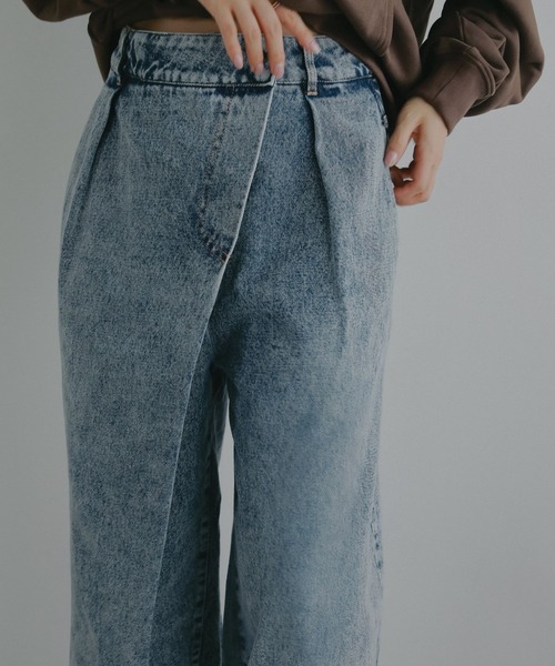 N WITH.(エヌウィズ)の「ラップデニムパンツ(デニムパンツ・レディース・ブラック/ブルー・X-SMALL/SMALL/MEDIUM)」の14枚目の写真