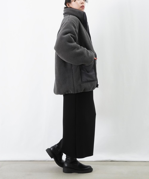 LUCA/LADY LUCK LUCA（ルカ/レディラックルカ）の「LC/LLL 中綿ボアリバーシブルブルゾン（ブルゾン・レディース・チャコールグレー/ブラック/ベージュ・FREE）」の18枚目の写真