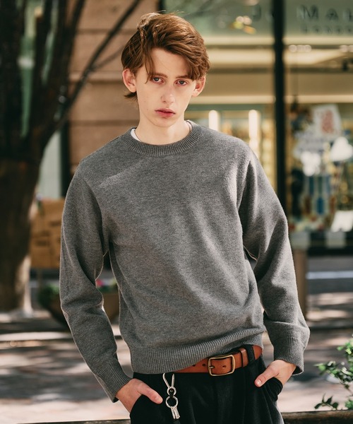Regen Glanz(レーゲングランツ)の「sweat like simple crewneck knit / スウェットライクシンプルクルーネックニット(ニット/セーター・メンズ・ブラウン系その他/グレー/ブルー/グリーン/ワインレッド・MEDIUM/SMALL/LARGE)」の1枚目の写真
