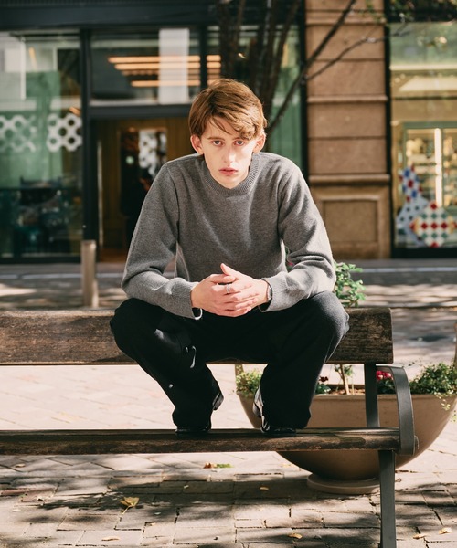 Regen Glanz(レーゲングランツ)の「sweat like simple crewneck knit / スウェットライクシンプルクルーネックニット(ニット/セーター・メンズ・ブラウン系その他/グレー/ブルー/グリーン/ワインレッド・MEDIUM/SMALL/LARGE)」の14枚目の写真