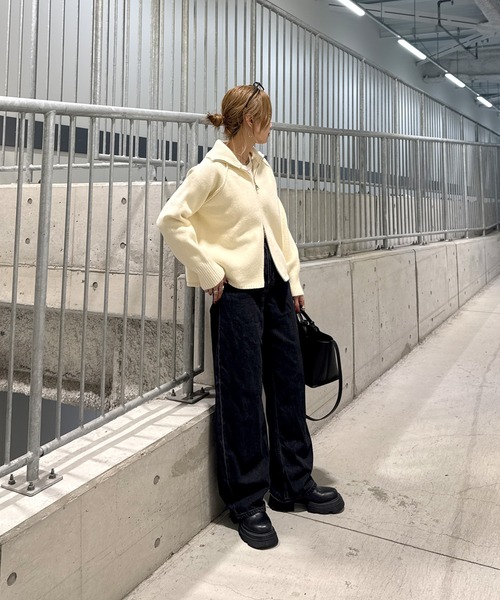 ISOOK（アイスー）の「スタンドカラーダブルジップニット(chiica select) / ドライバーズニット ジップアップ カーディガン 羽織り スタンドカラー 長袖 ミドル丈 ホワイト グレー シンプルニット 白 無地（カーディガン/ボレロ・レディース・アイボリー/グレー・FREE）」の8枚目の写真