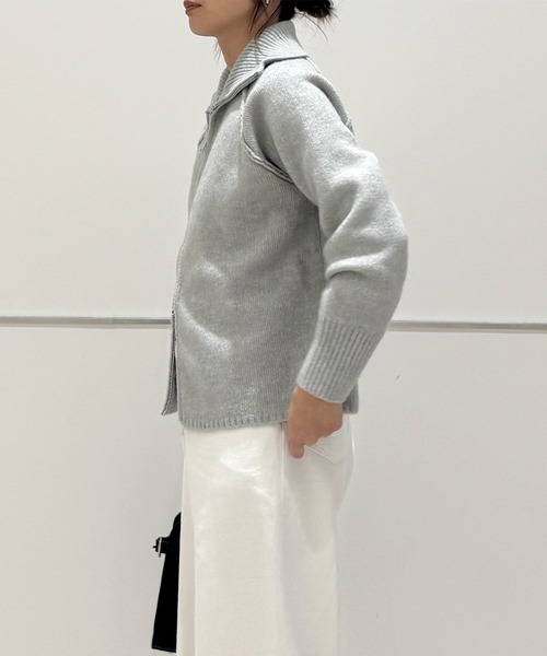 ISOOK（アイスー）の「スタンドカラーダブルジップニット(chiica select) / ドライバーズニット ジップアップ カーディガン 羽織り スタンドカラー 長袖 ミドル丈 ホワイト グレー シンプルニット 白 無地（カーディガン/ボレロ・レディース・アイボリー/グレー・FREE）」の10枚目の写真