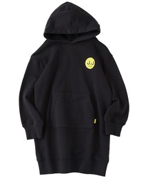  J.J camp（ジェイジェイキャンプ）の「J.J camp ヴィンテージ風ロングパーカー プリント ロゴ ojou（パーカー）」