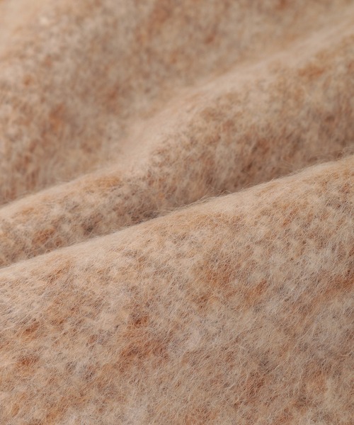 Green　Parks（グリーンパークス）の「・furry rate ヘアリーグラデーションマフラー（マフラー・レディース・ネイビー/キャメル/チャコールグレー・FREE）」の8枚目の写真