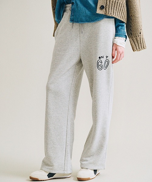 studio CLIP(スタディオクリップ)の「【daily CLIP × holiday】スウェットパンツ(スウェットパンツ・レディース・ホワイト/グレー・FREE)」の2枚目の写真