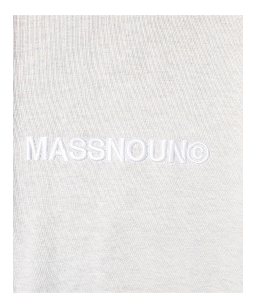 MASSNOUN（マスノウン）の「プレミアムヘビCロゴスウェット MSTCR002-OT（スウェット・レディース・その他・LARGE/MEDIUM）」の4枚目の写真