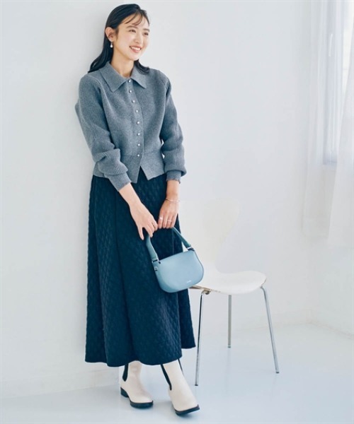 nissen（ニッセン）の「シルバーボタン襟付きニットカーディガン（ニット/セーター・レディース・チャコール/ライトグリーン・S/L/M/LL）」の3枚目の写真