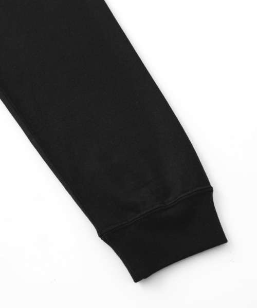 X-girl（エックスガール）の「ARCH LOGO AND FACE L/S TEE（Tシャツ/カットソー・レディース・ブラック/ホワイト・S/M/L）」の14枚目の写真