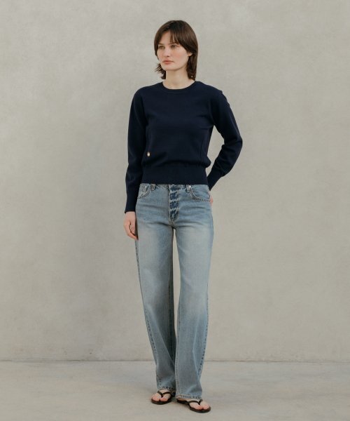 KNIZURE(ニジュール)の「リラックスフィットブラシウォッシングデニムパンツ_INDIGO(デニムパンツ・レディース・インディゴブルー・SMALL/MEDIUM)」の1枚目の写真