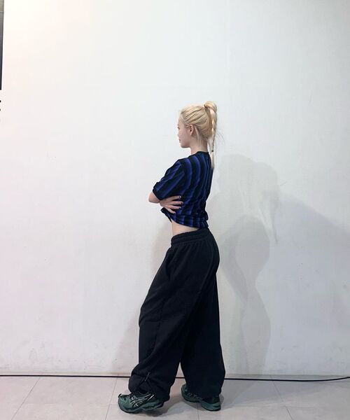 DAUSPICE（ディーオスピス）の「(DUC) Symbol Sweat Pants Vintage Black（スウェットパンツ・レディース・ブラック・SMALL/MEDIUM/LARGE）」の11枚目の写真