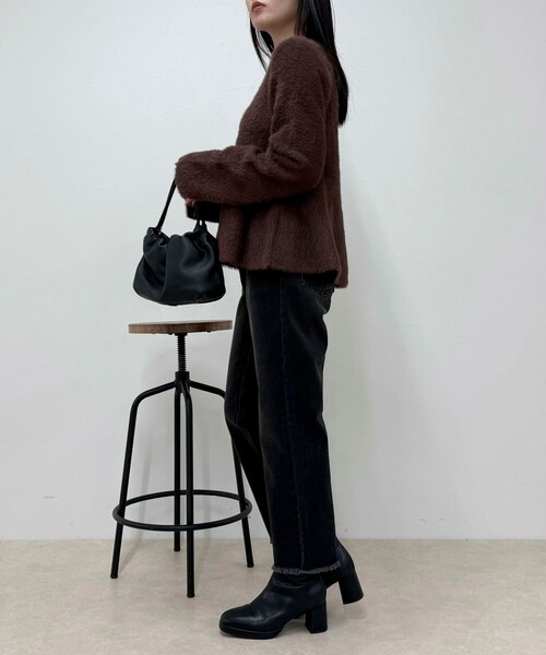 fredy emue（フレディエミュ）の「カットオフデニムパンツ（デニムパンツ・レディース・ブルー/チャコールグレー・36/38）」の5枚目の写真