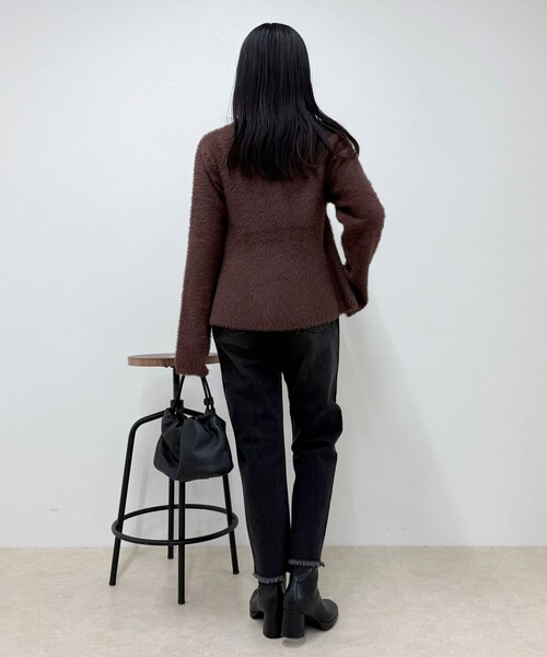 fredy emue（フレディエミュ）の「カットオフデニムパンツ（デニムパンツ・レディース・ブルー/チャコールグレー・36/38）」の6枚目の写真