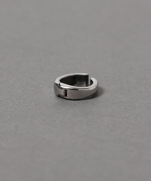 RAGEBLUE（レイジブルー）の「Stainless Ear Cuff /ステンレスイヤ－カフ（イヤーカフ・メンズ・シルバー系その他2/シルバー系その他・FREE）」の7枚目の写真