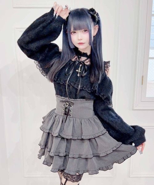 MA*RS(アメーバーマーズ)の「クロスチャーム付きオフショルニット(ニット/セーター・レディース・ホワイト/グレー/ブラック・FREE)」の6枚目の写真