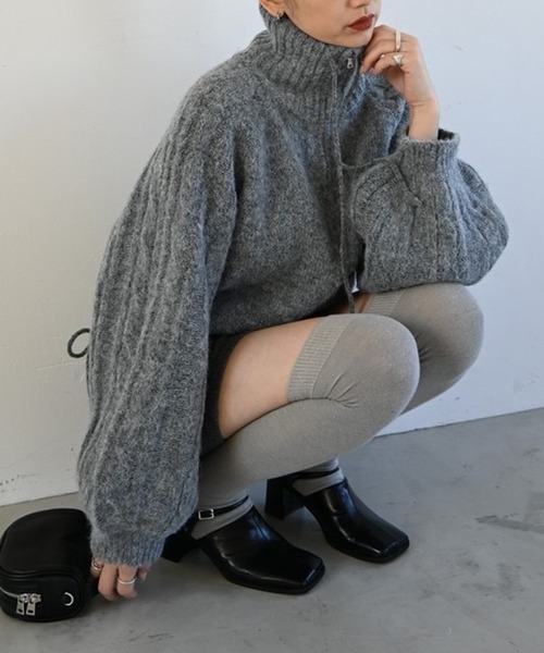 WILLFULLY（ウィルフリー）の「half zip cropped knit pullover（ニット/セーター・レディース・グレー/ライトホワイト/ブラック・FREE）」の10枚目の写真