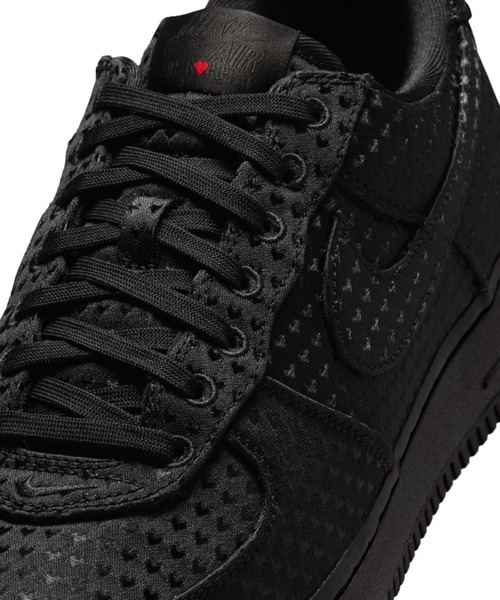 NIKE(ナイキ)の「NIKE AIR FORCE 1 RETRO / ナイキ エア フォース 1 レトロ 【SP】(スニーカー・メンズ・ブラック・25.5cm/24.5cm/29.0cm/28.0cm/27.0cm/26.0cm/25.0cm/24.0cm/30.0cm/28.5cm/27.5cm/26.5cm)」の8枚目の写真