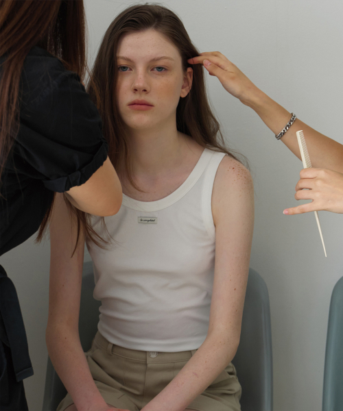BUT'TON(ボッタン)の「Silket Two-Way Sleeveless (Ivory)(Tシャツ/カットソー・レディース・その他・FREE)」の2枚目の写真