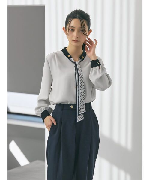 TONAL（トーナル）の「スカーフタイドッキングブラウス（シャツ/ブラウス・レディース・ライトブルー/ネイビー/ピンク/グレー/オフホワイト・MEDIUM）」の21枚目の写真