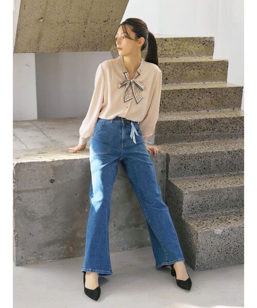 TONAL（トーナル）の「スカーフタイドッキングブラウス（シャツ/ブラウス・レディース・ライトブルー/ネイビー/ピンク/グレー/オフホワイト・MEDIUM）」の7枚目の写真