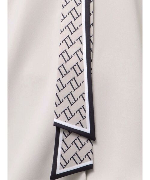 TONAL（トーナル）の「スカーフタイドッキングブラウス（シャツ/ブラウス・レディース・ライトブルー/ネイビー/ピンク/グレー/オフホワイト・MEDIUM）」の17枚目の写真