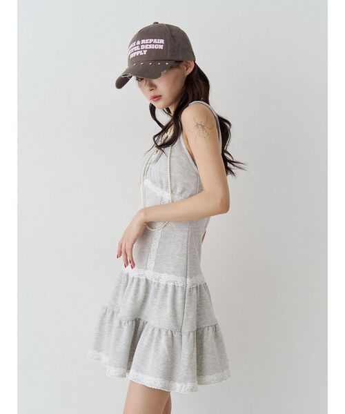 jouetie（ジュエティ）の「レースドッキングスウェットキャミワンピース（ワンピース・レディース・グレー/ブラック・MEDIUM）」の9枚目の写真