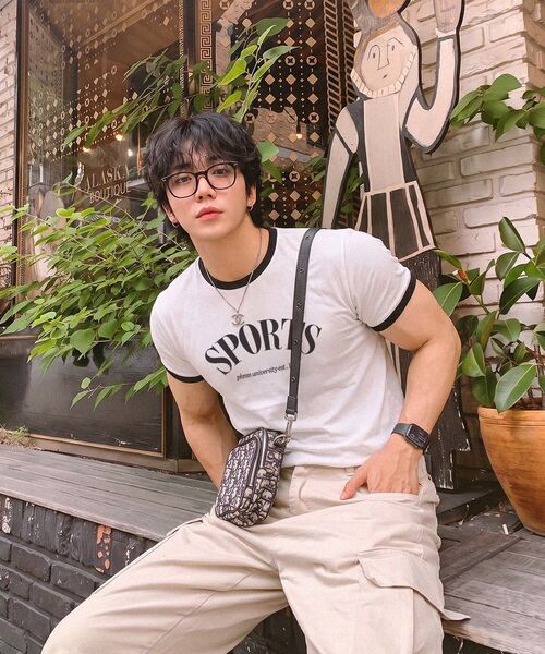 PHERMENON(フェルメノン)の「マッスルフィットリンガー半袖Tシャツ - ホワイト(Tシャツ/カットソー・メンズ・その他・1/2/3)」の8枚目の写真