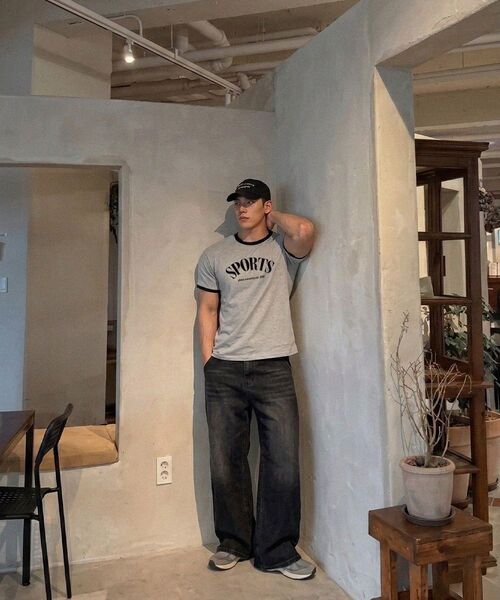 PHERMENON(フェルメノン)の「マッスルフィットリンガー半袖Tシャツ - ホワイト(Tシャツ/カットソー・メンズ・その他・1/2/3)」の9枚目の写真