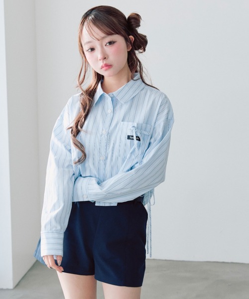 OLIVE des OLIVE（オリーブデオリーブ）の「タグ付きショートシャツ（シャツ/ブラウス・レディース・ブルー/オフホワイト/ピンク・FREE）」の3枚目の写真