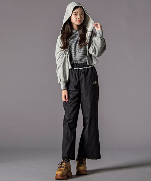 ZIDDY（ジディ）の「チラレースウエストワイドパンツ(130~160cm)（その他パンツ・キッズ・グレー/ブラック・140cm/FREE/150cm/130cm）」の5枚目の写真