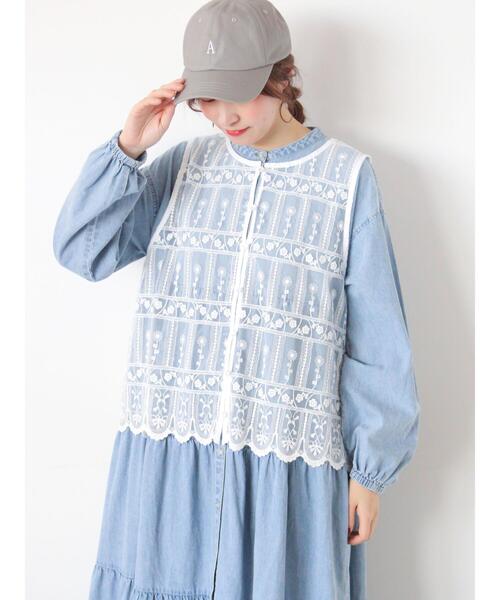 Samansa Mos2（サマンサ モスモス）の「裾スカラップレースベスト（シャツ/ブラウス・レディース・オフホワイト/ブラック・F）」の3枚目の写真