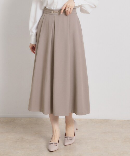 couture brooch（クチュールブローチ）の「【洗える・通勤】ビットベルト タックスカート（スカート・レディース・ブラウン系その他/ネイビー・36/40/38/42）」の8枚目の写真
