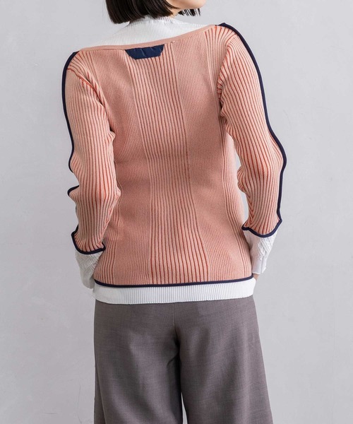 MARECHAL TERRE(マルシャルテル)の「ヘンリーネックレイヤードデザインニット(ニット/セーター・レディース・スモークピンク/ブラック/ライトグリーン/グレー・MEDIUM)」の10枚目の写真