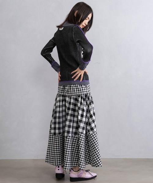 MARECHAL TERRE(マルシャルテル)の「ヘンリーネックレイヤードデザインニット(ニット/セーター・レディース・スモークピンク/ブラック/ライトグリーン/グレー・MEDIUM)」の5枚目の写真