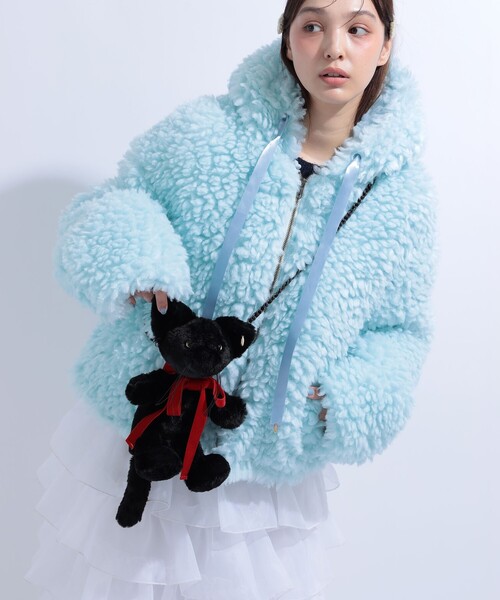 mmts(マミタス)の「"ミュウ" ぬいぐるみ BAG 旅行 猫 ユニセックス ライブ ギフト 推し活 バッグ(トートバッグ・レディース・ブラック・ONE SIZE)」の2枚目の写真