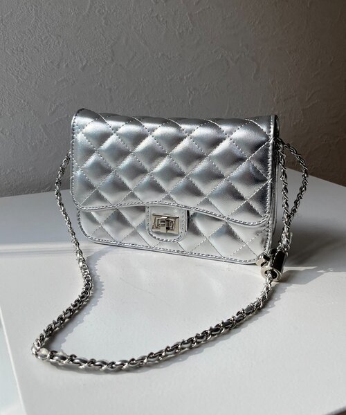 prose verse(プロズヴェール)の「ミニチェーンショルダーバッグ(トートバッグ・レディース・ブラック/ピンク/レッド/シルバー・FREE)」の13枚目の写真