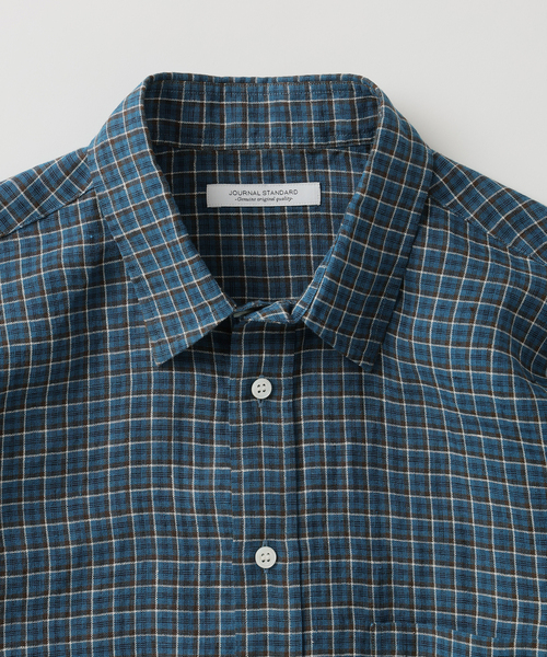 JOURNAL STANDARD(ジャーナルスタンダード)の「チェック ソフト リネン シャツ(シャツ/ブラウス・メンズ・ベージュ/オレンジ/クリアブルー/ブラック系その他・SMALL/MEDIUM/LARGE)」の6枚目の写真